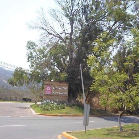 Casa De Descanso En Rancho San Diego Ixtapan De La Sal Villa Exterior foto